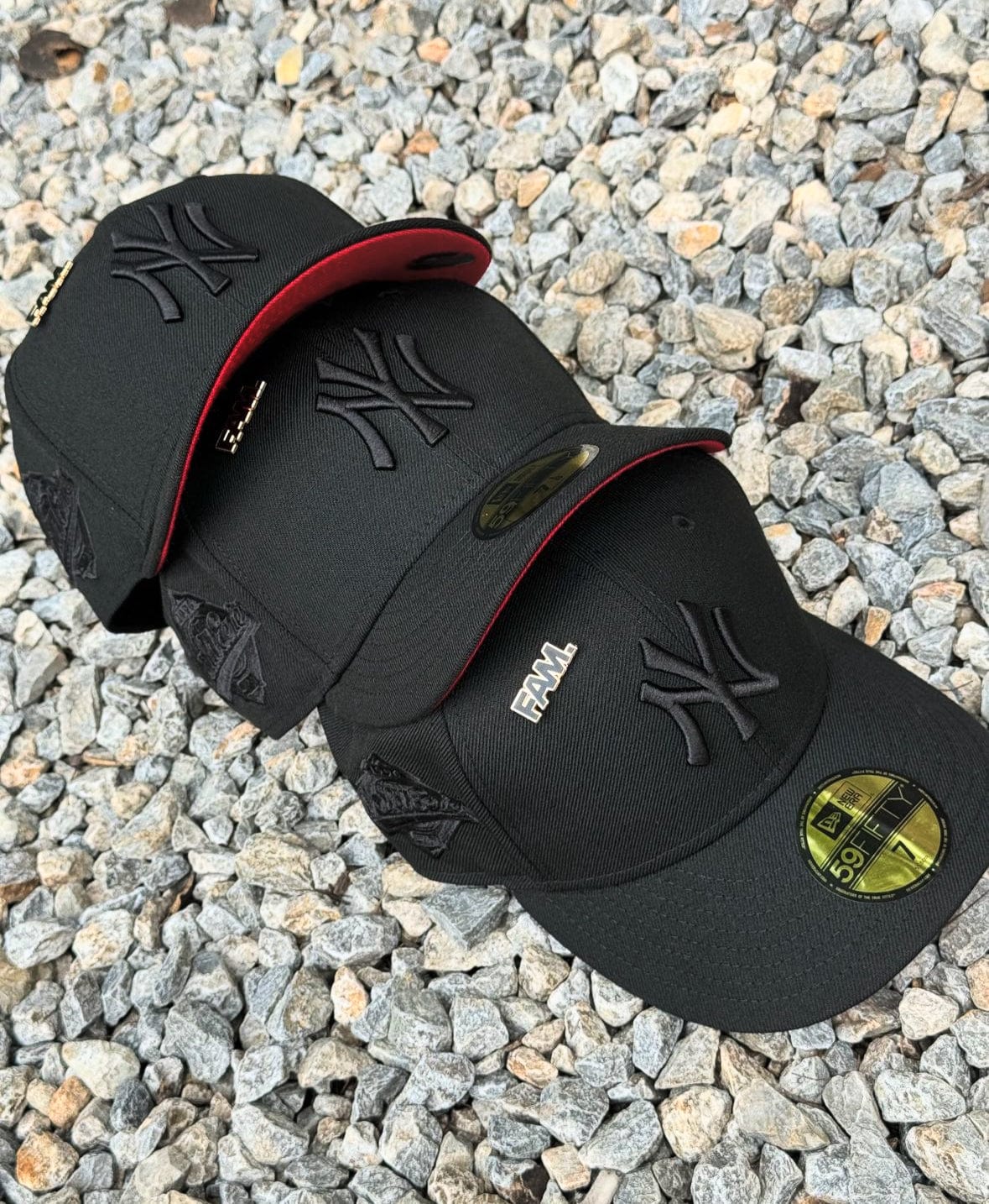 All black yankees (pin not included) - Image 4