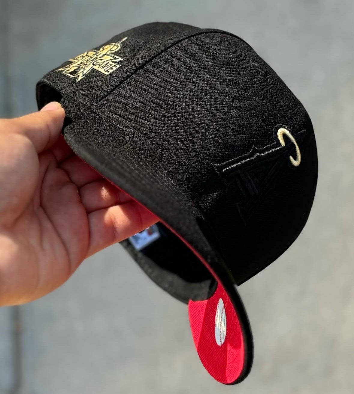 Angels Red/Gold/Black - Image 10