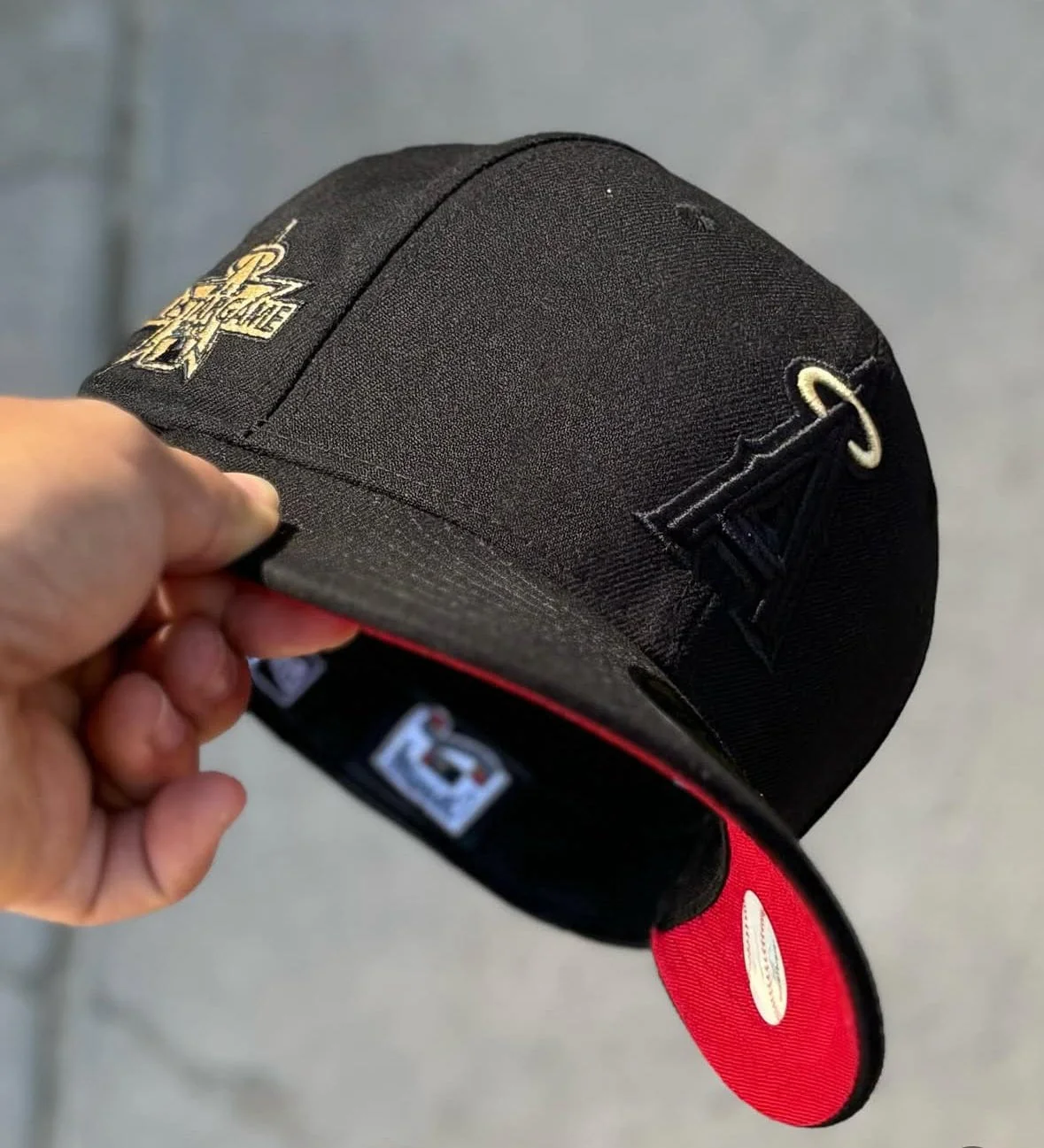 Angels Red/Gold/Black - Image 6
