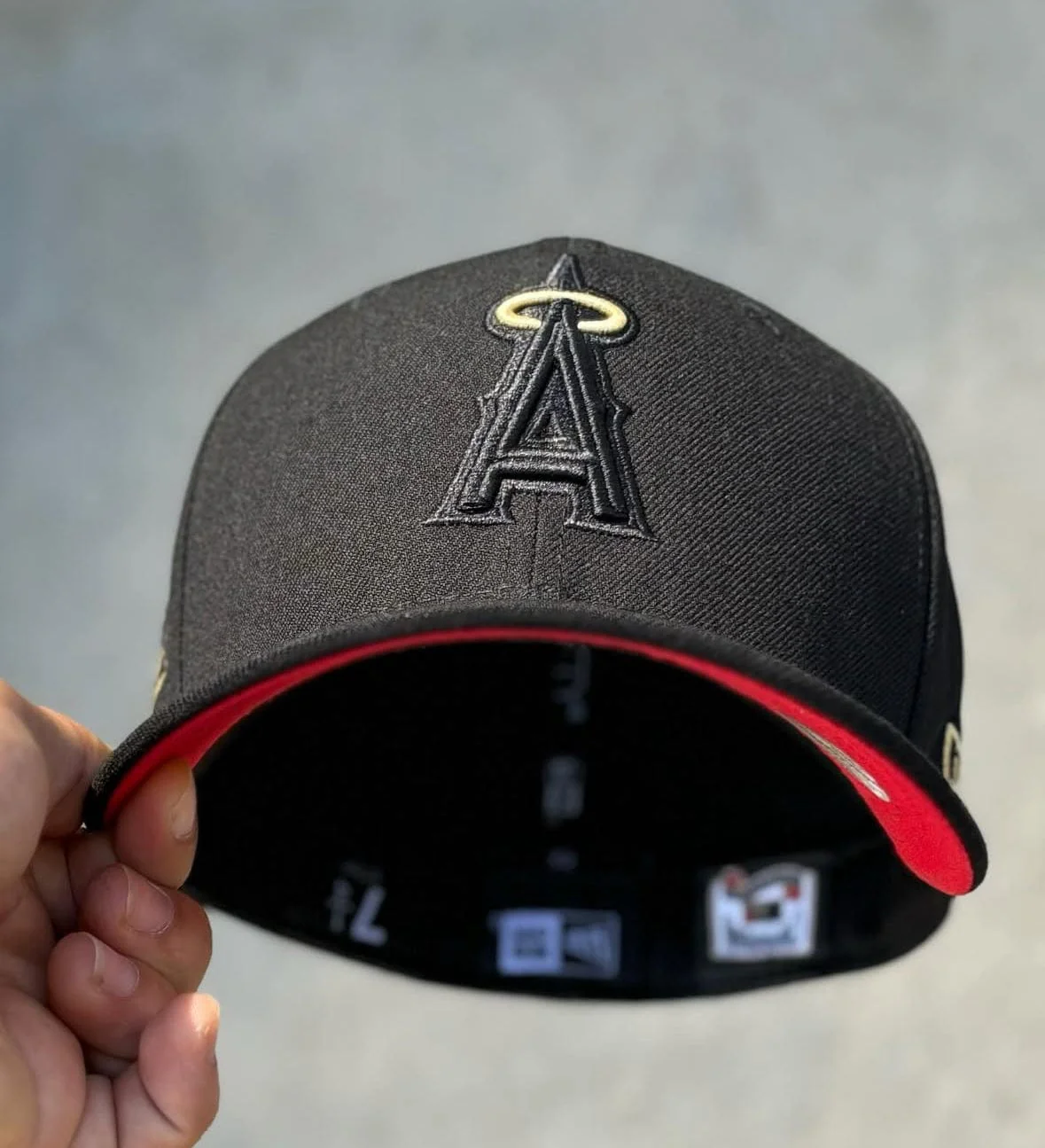 Angels Red/Gold/Black - Image 9