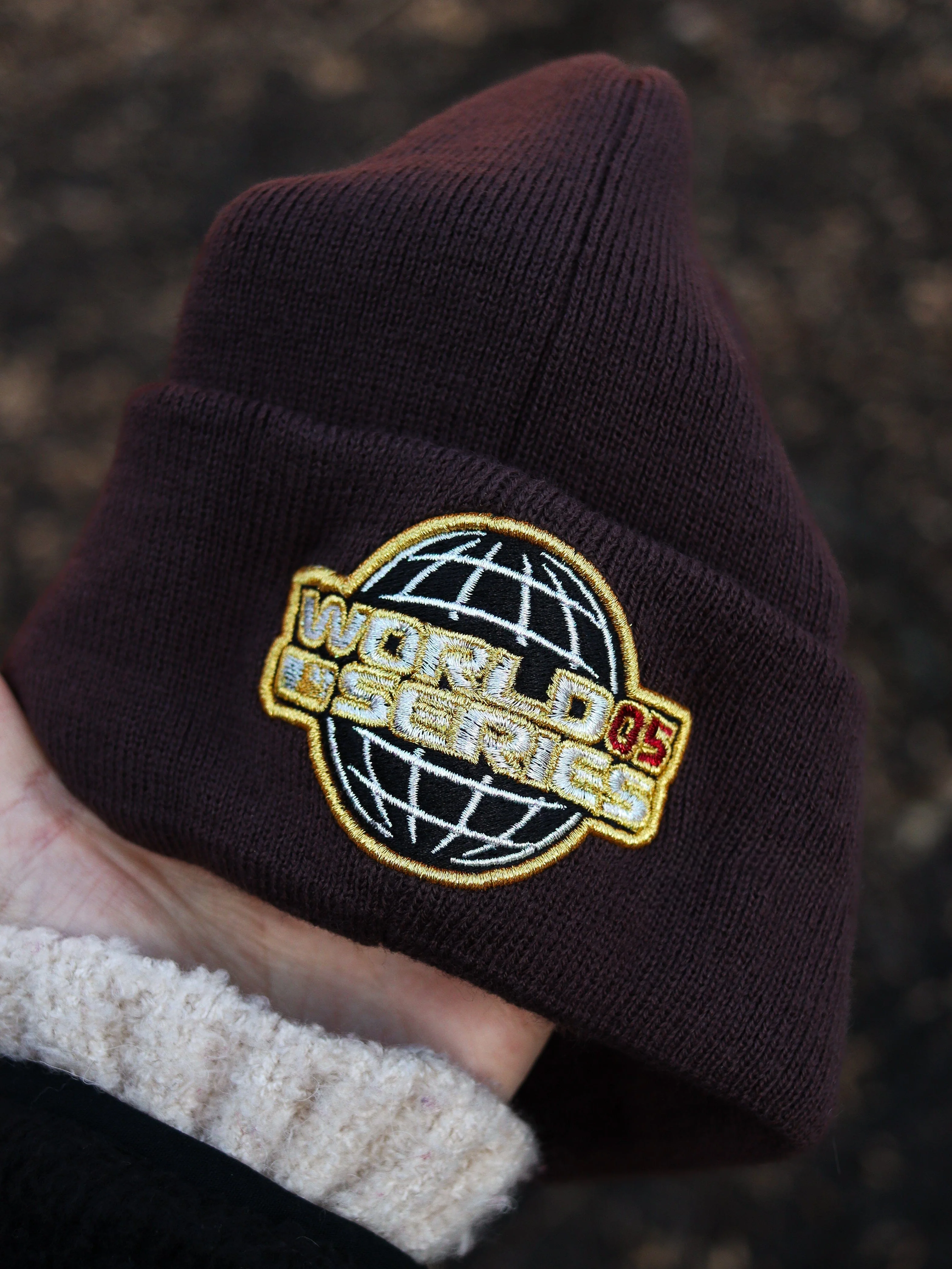 Astros (brown beanie) 05 WS - Image 2