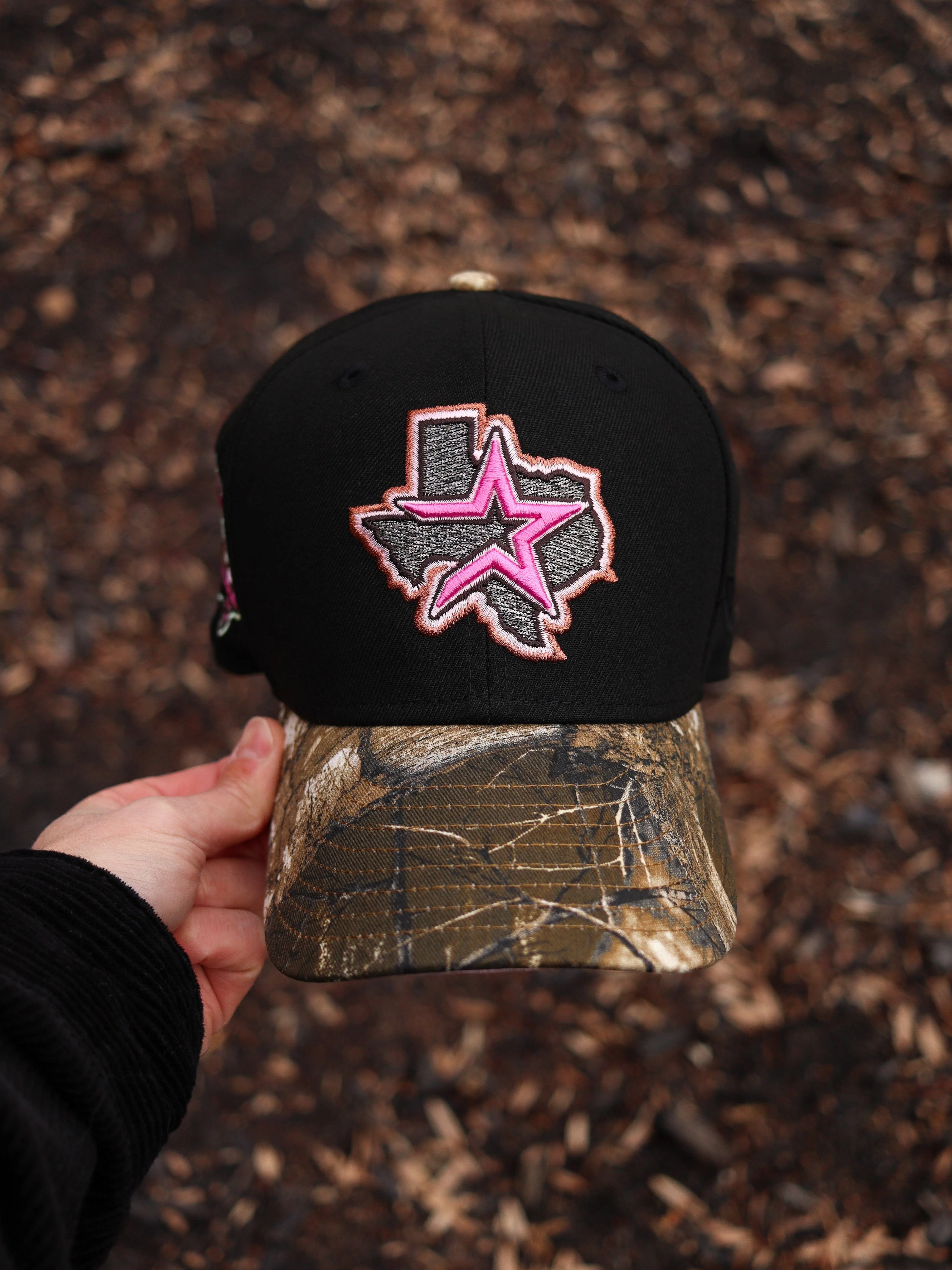 (Astros) camo/pinky - Image 2