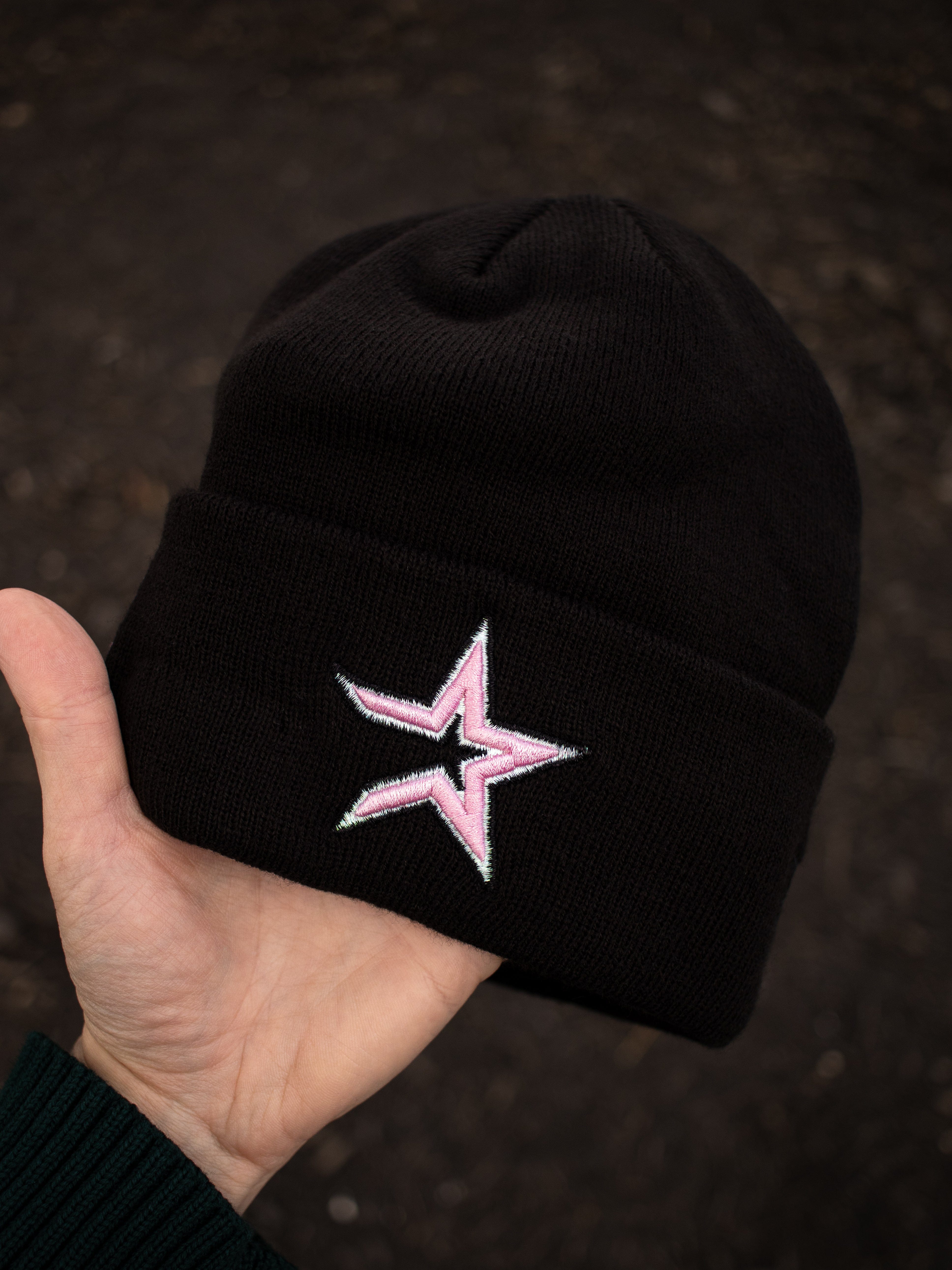 Astros (black/pink star beanie) 2000 patch - Image 2