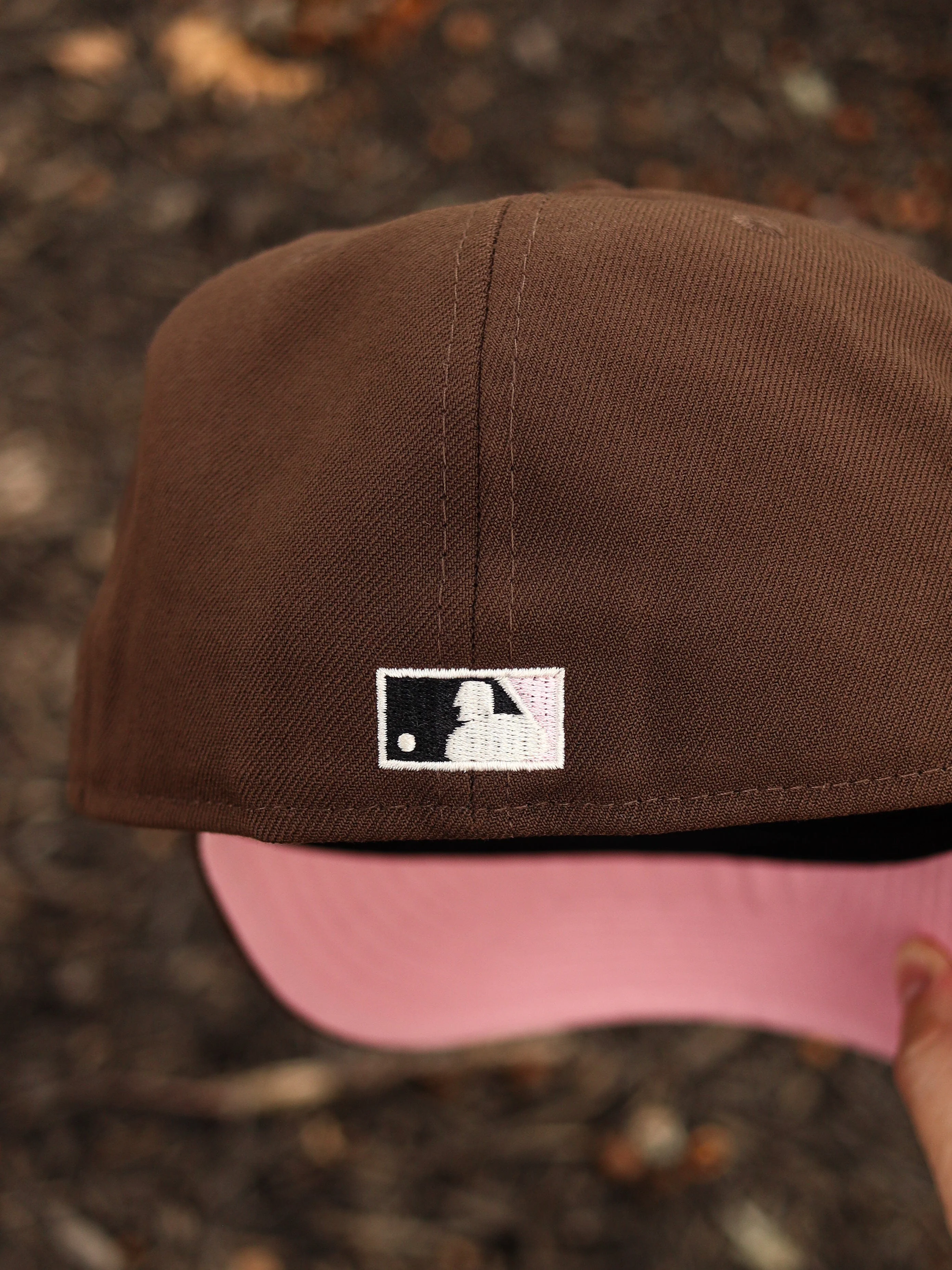 Brown pinky Astros - Image 4