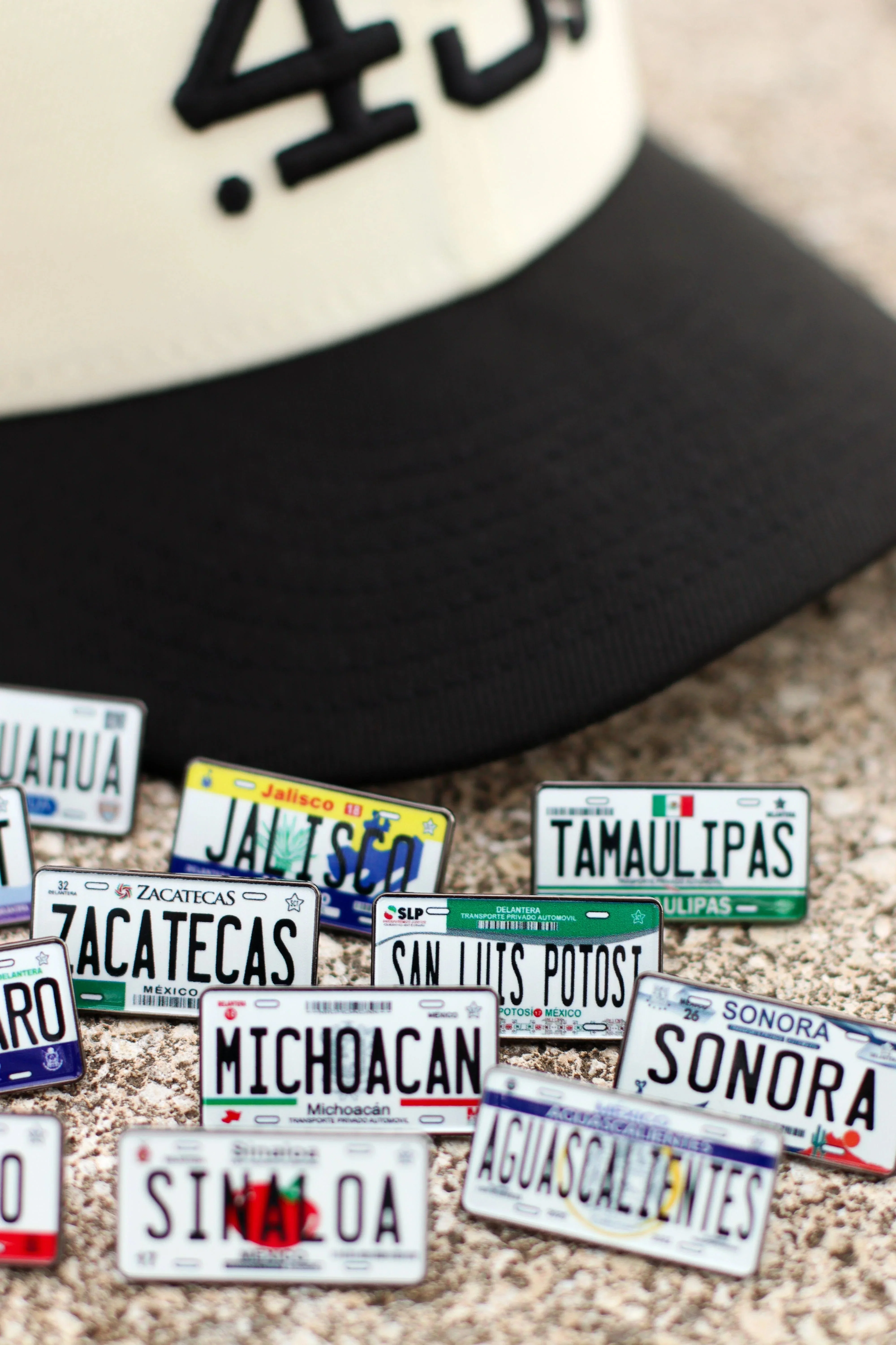 Colored Mexico License Plate Pins - Image 4