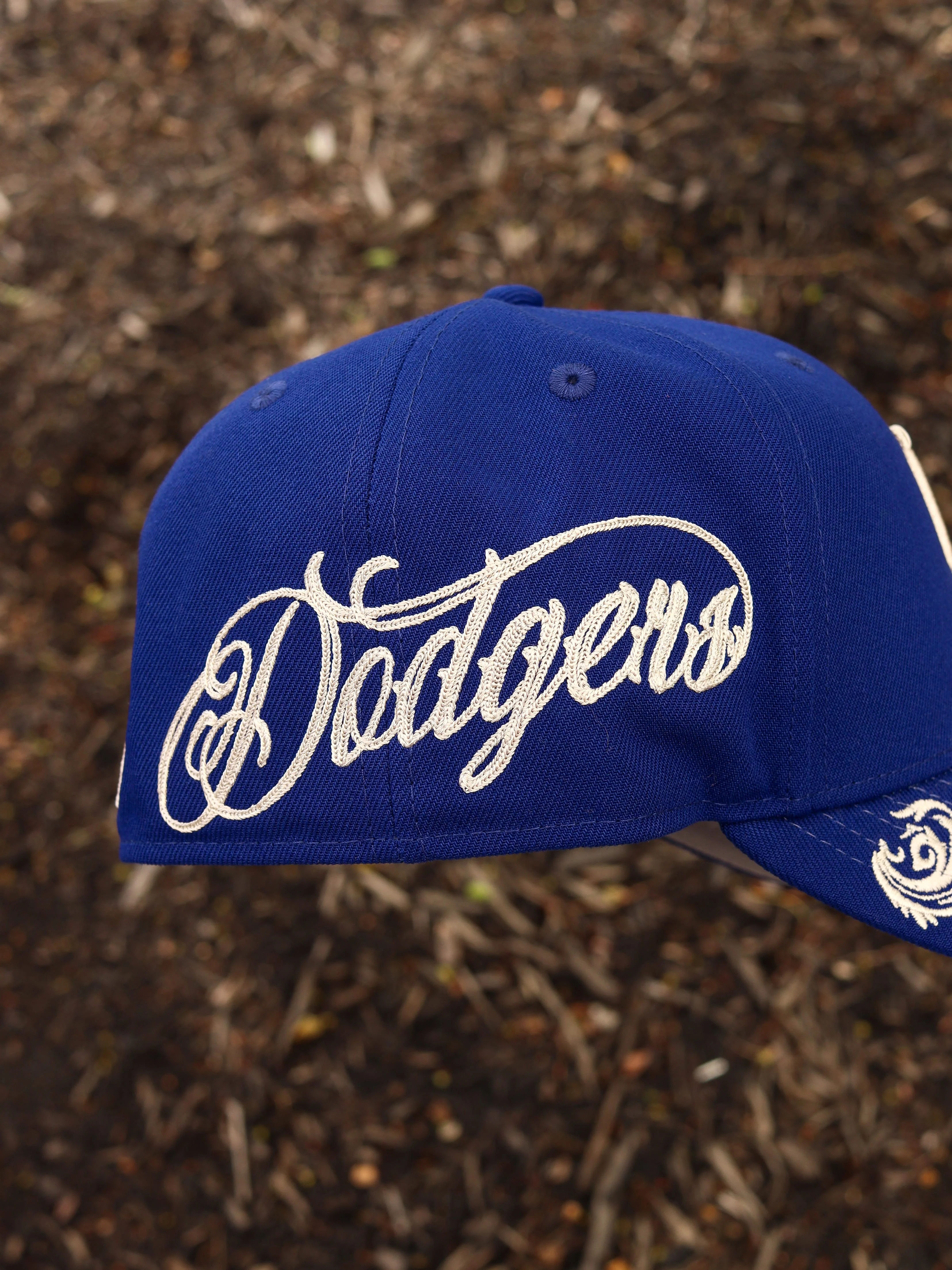 Blue Dodgers floral - Image 2