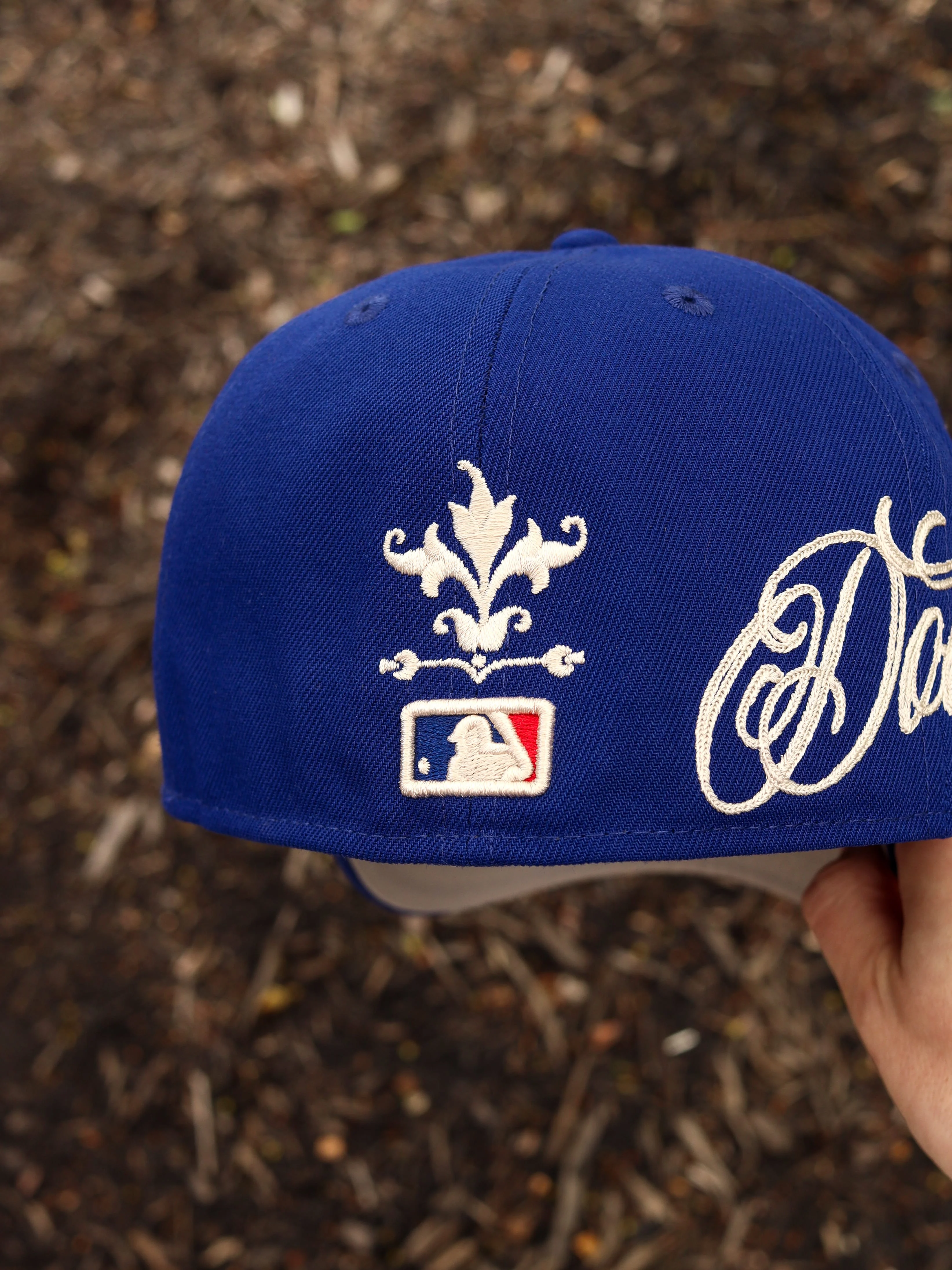 Blue Dodgers floral - Image 3