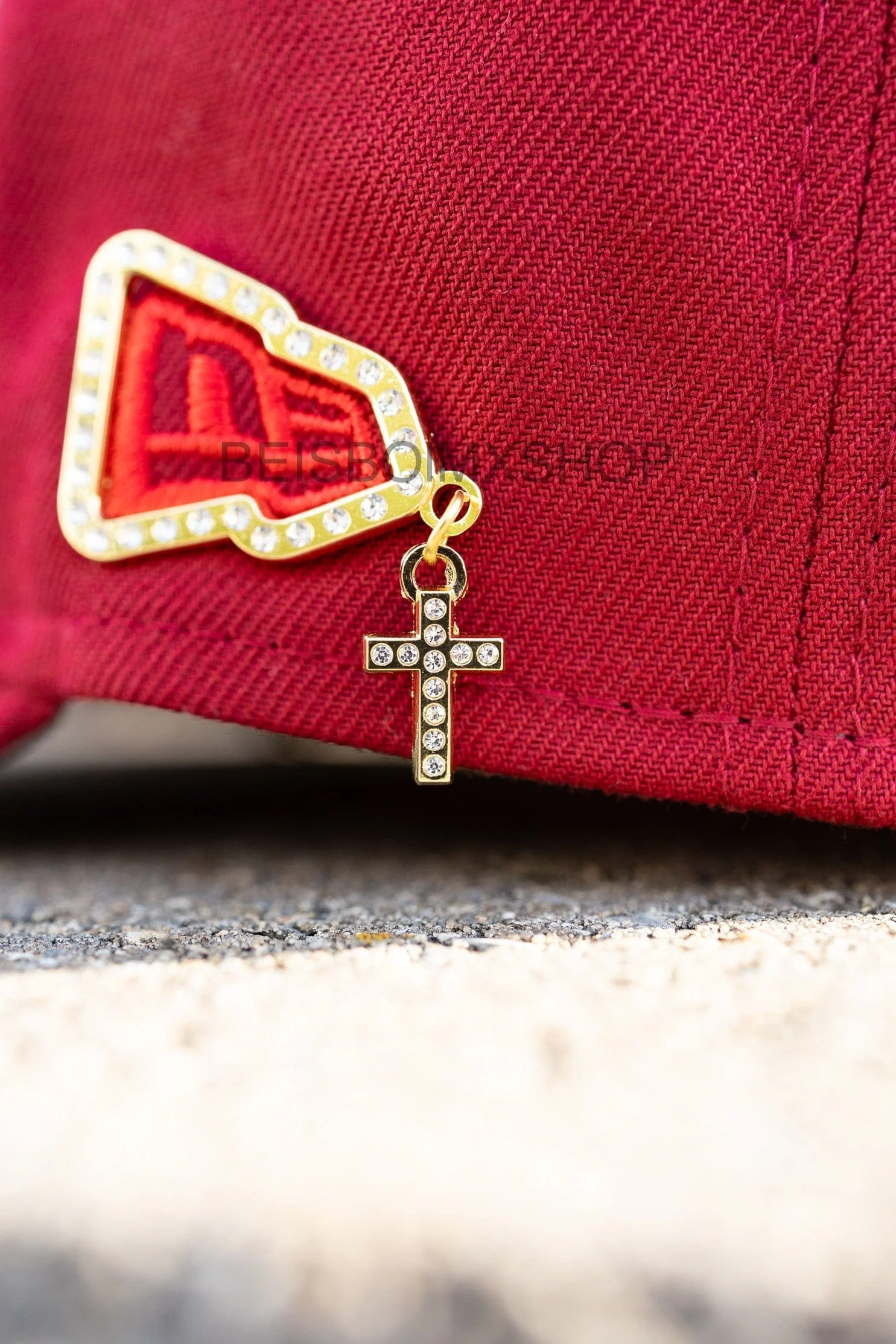 Gold NE cross pin