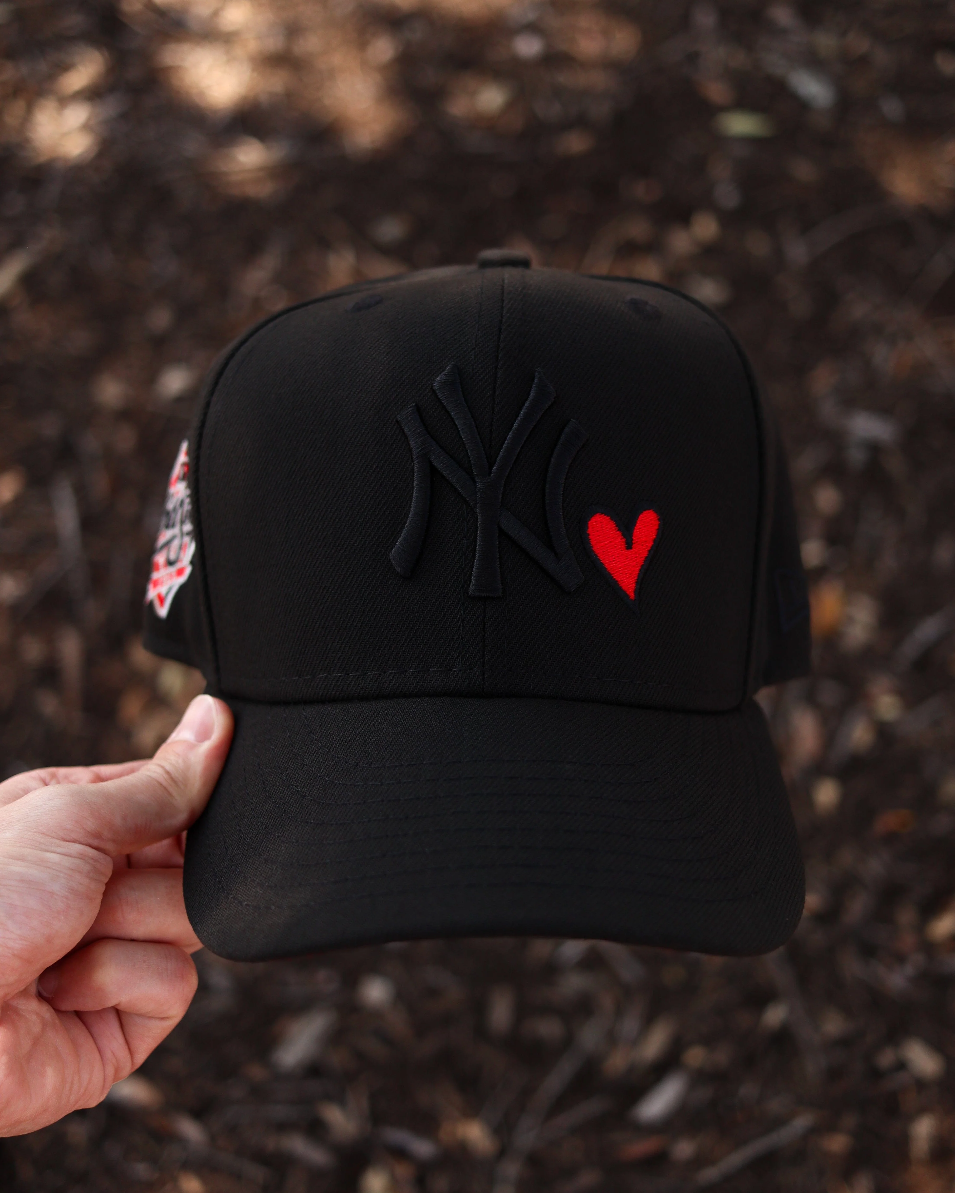 Heart NY Yankees - Image 2