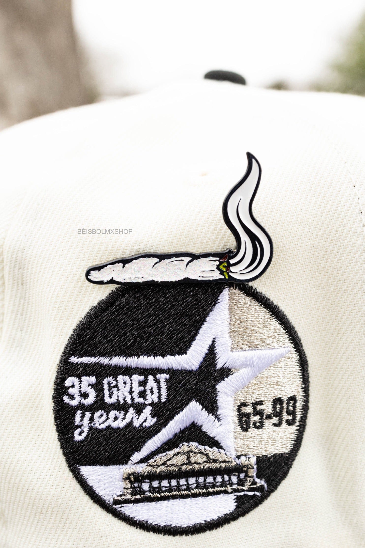 Joint hat pin