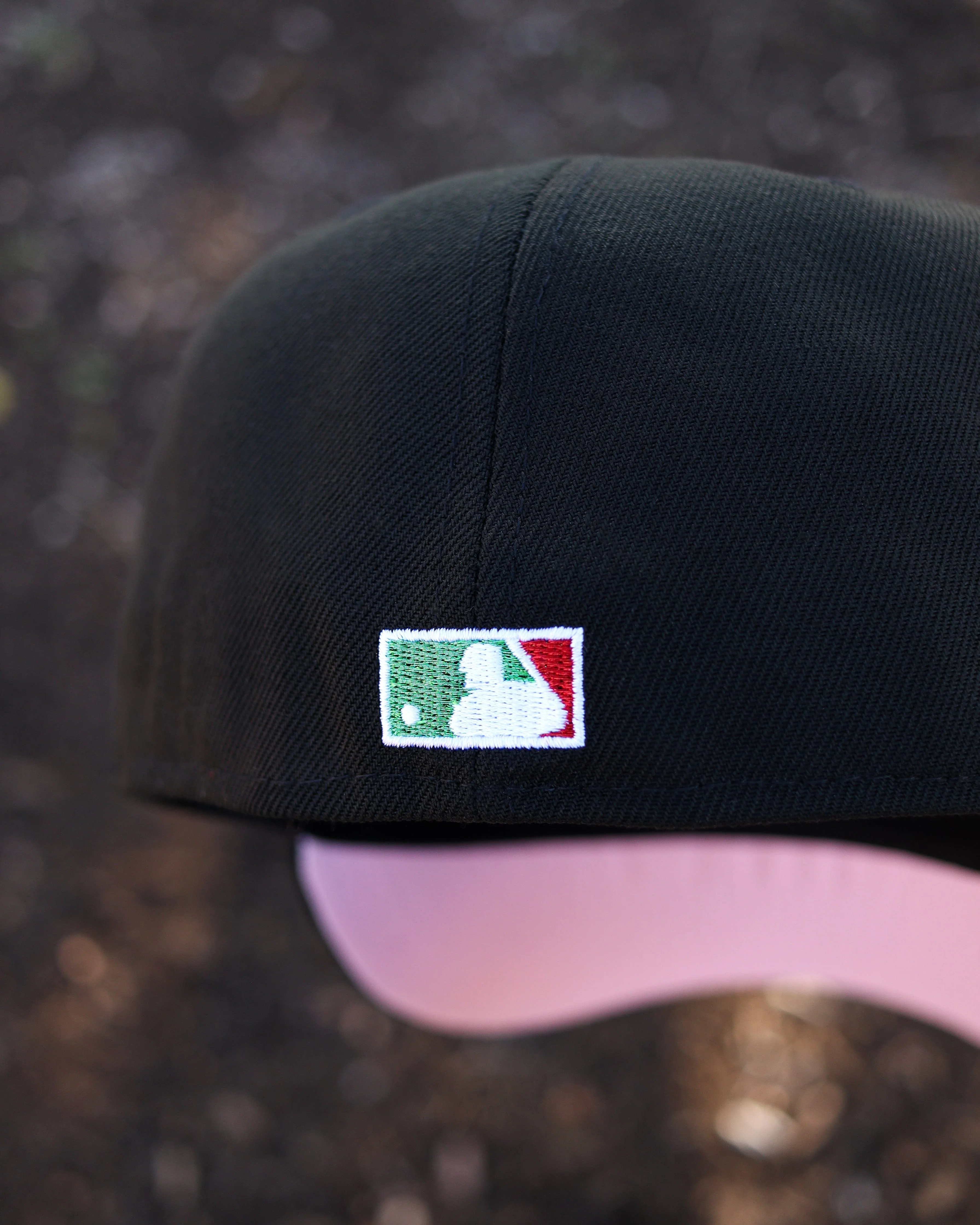 Latin heat Astros(pin not included) - Image 11