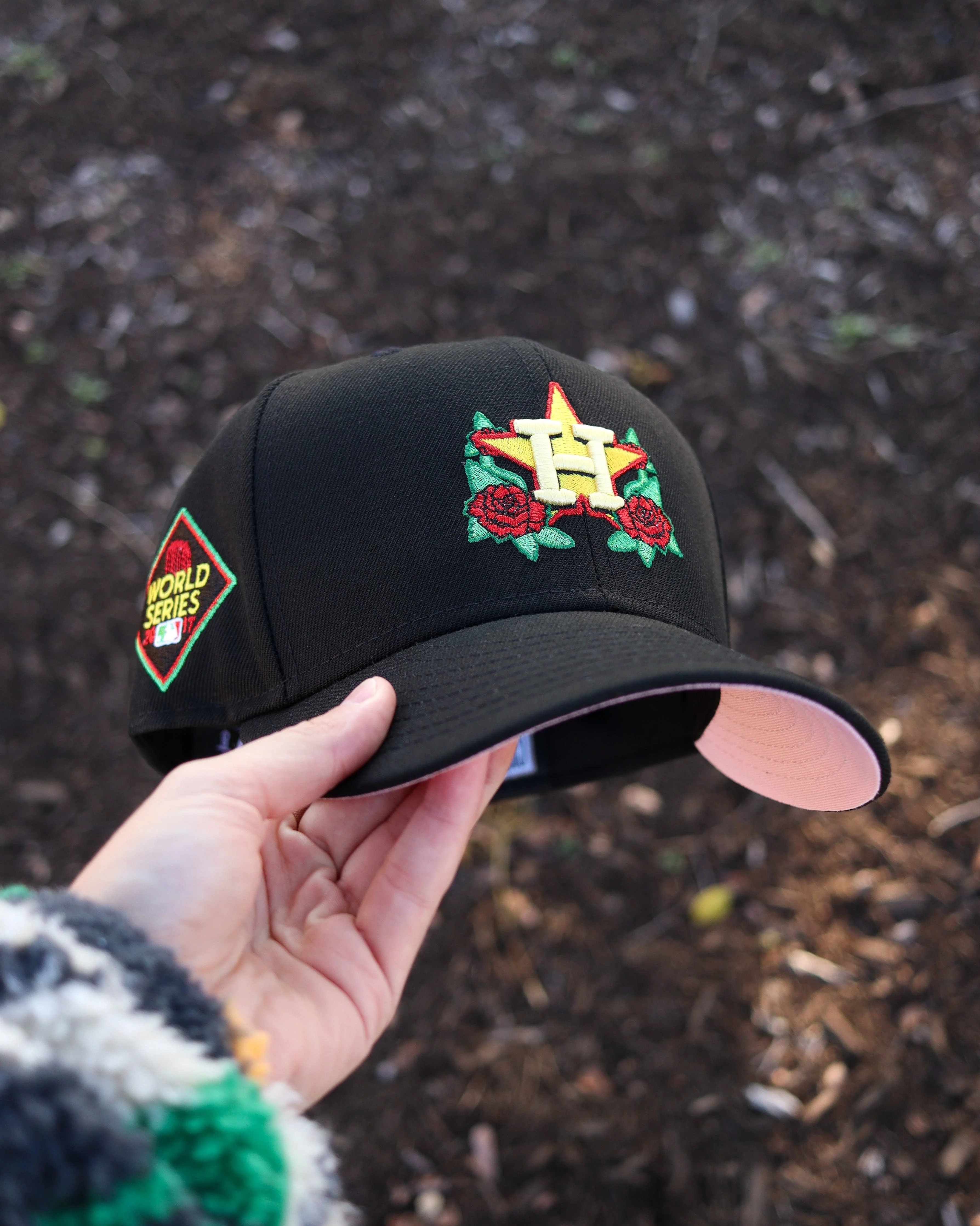 Latin heat Astros(pin not included) - Image 3