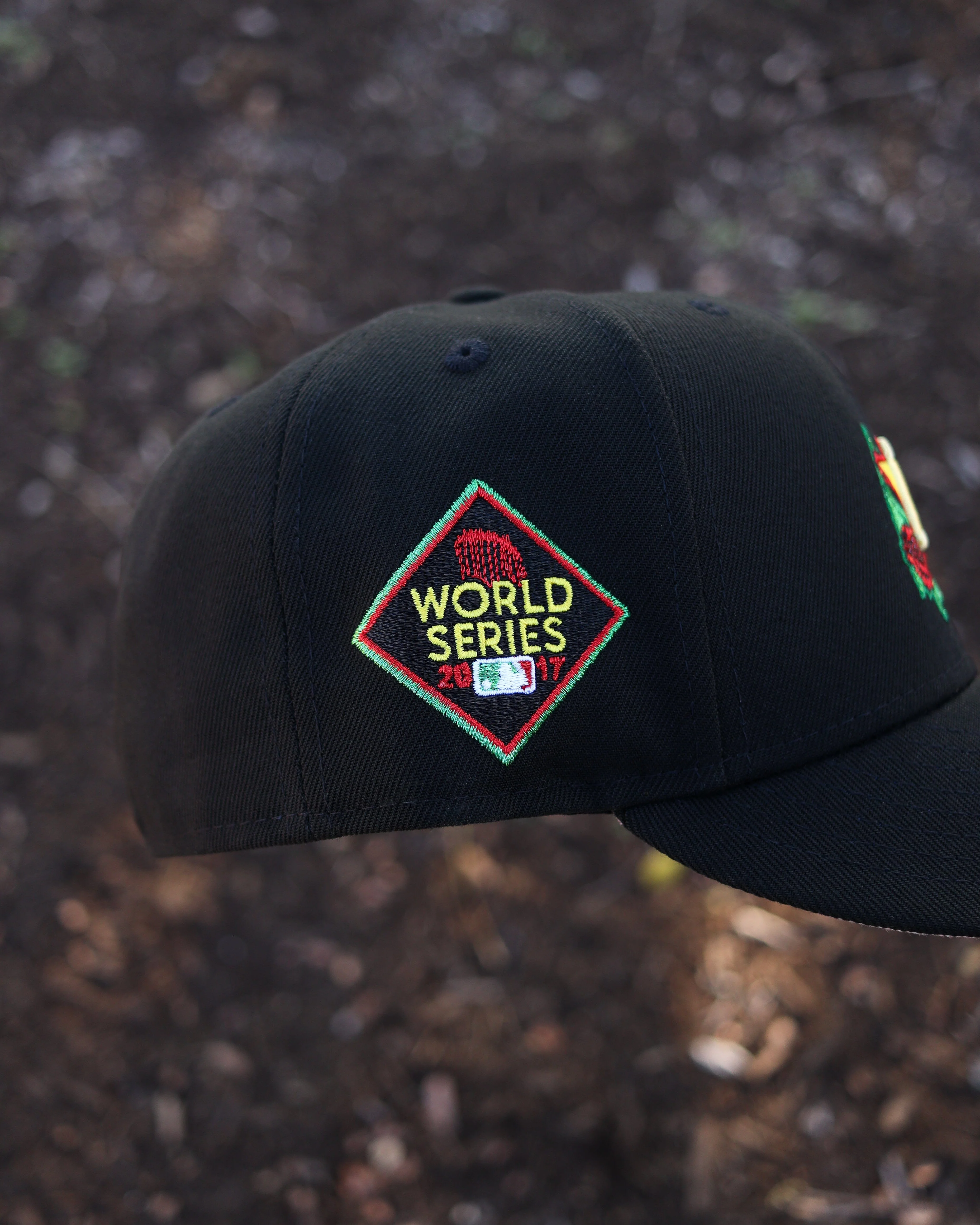 Latin heat Astros(pin not included) - Image 5