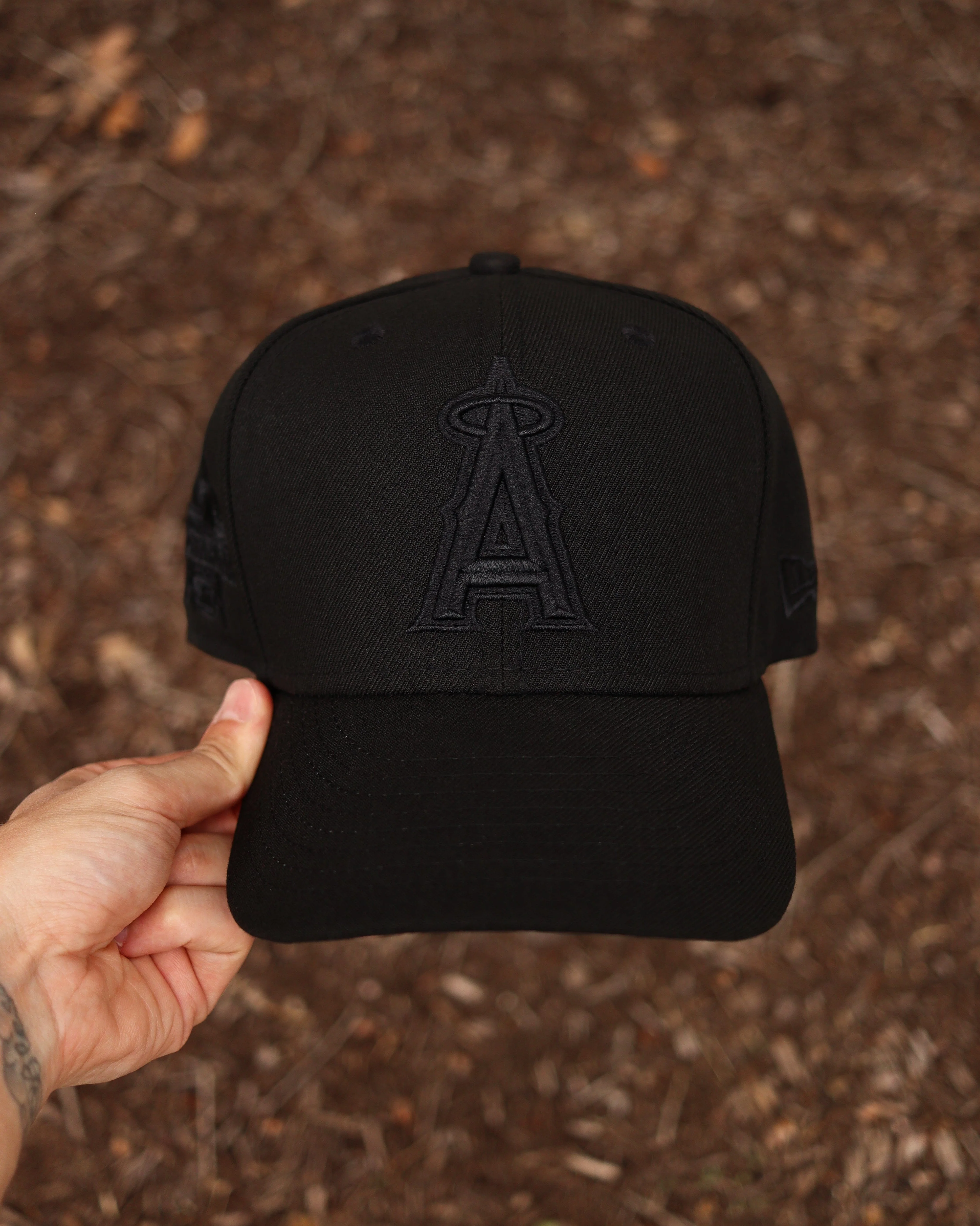 New (8.0) All black Angels - Image 2