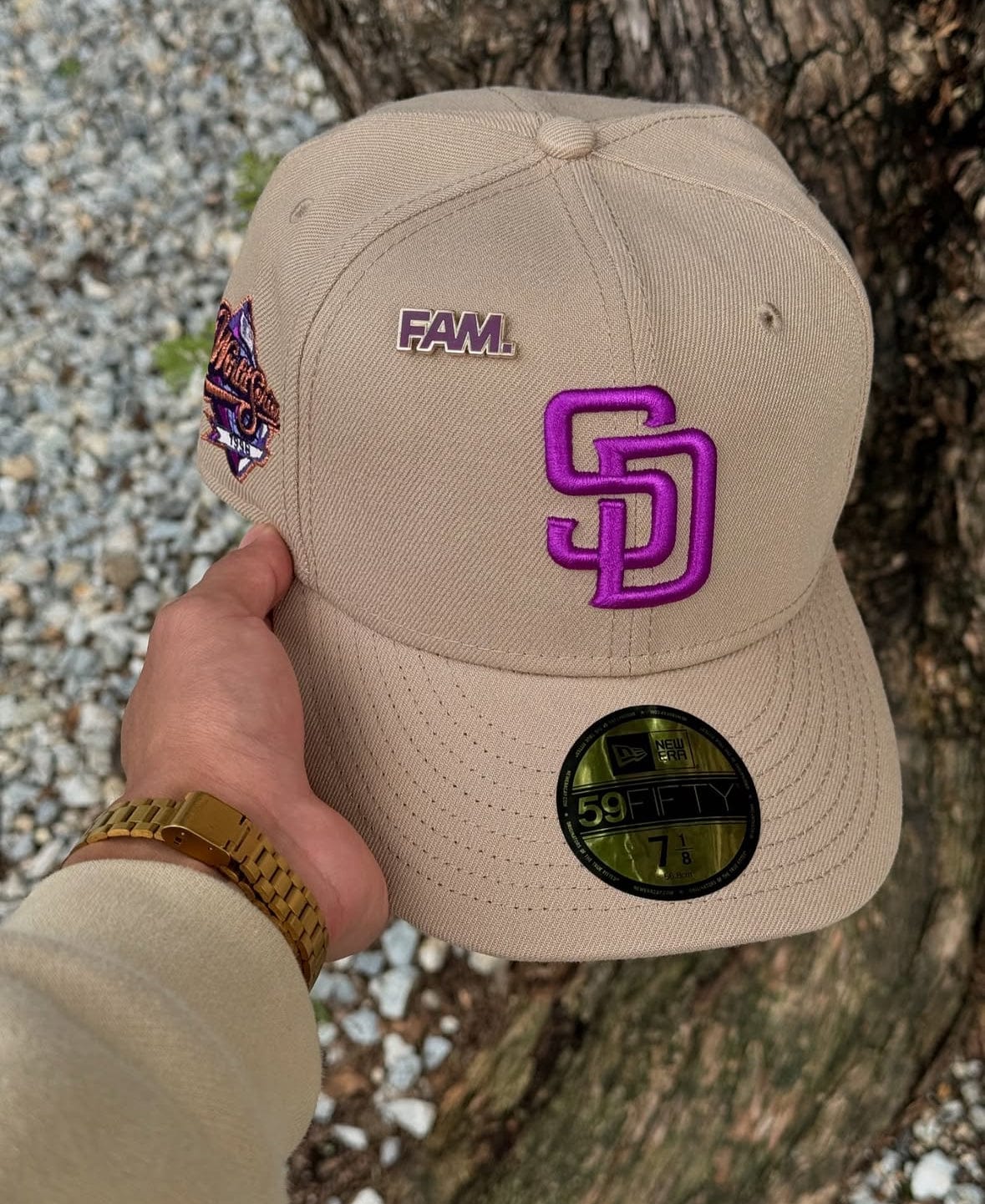 Padres PB&J (PIN NOT INCLUDED) - Image 2