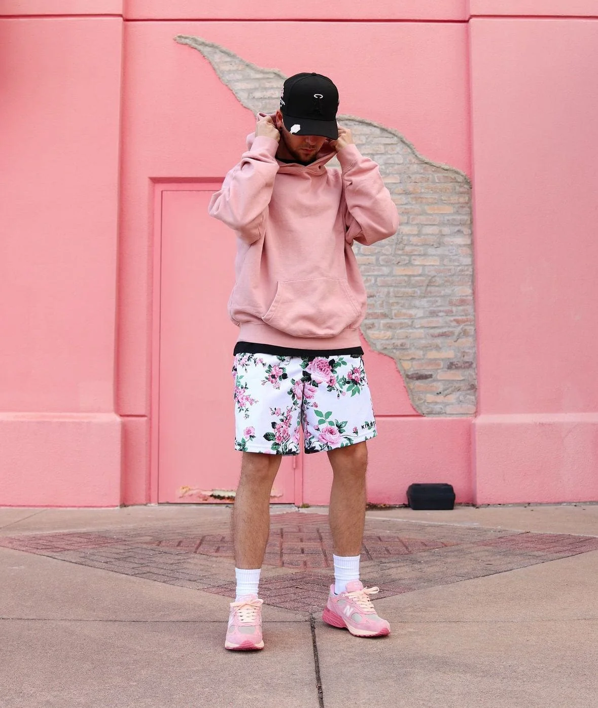 Pink/black angels hat - Image 11