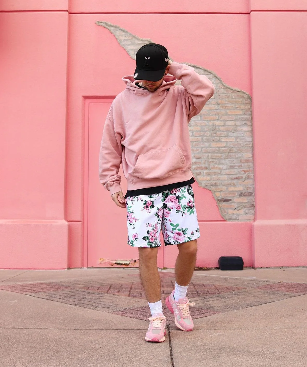 Pink/black angels hat - Image 12