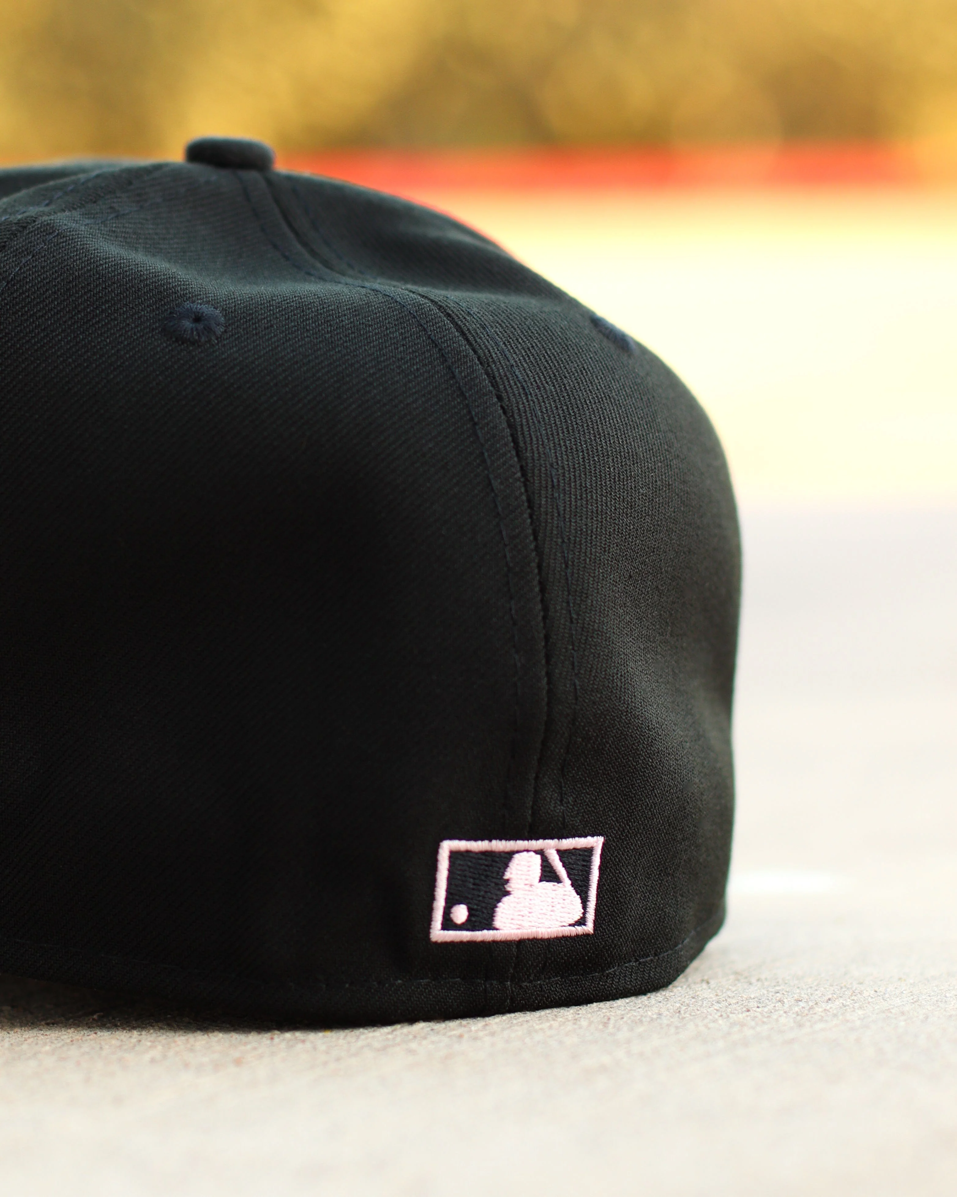 Pink/black angels hat - Image 7