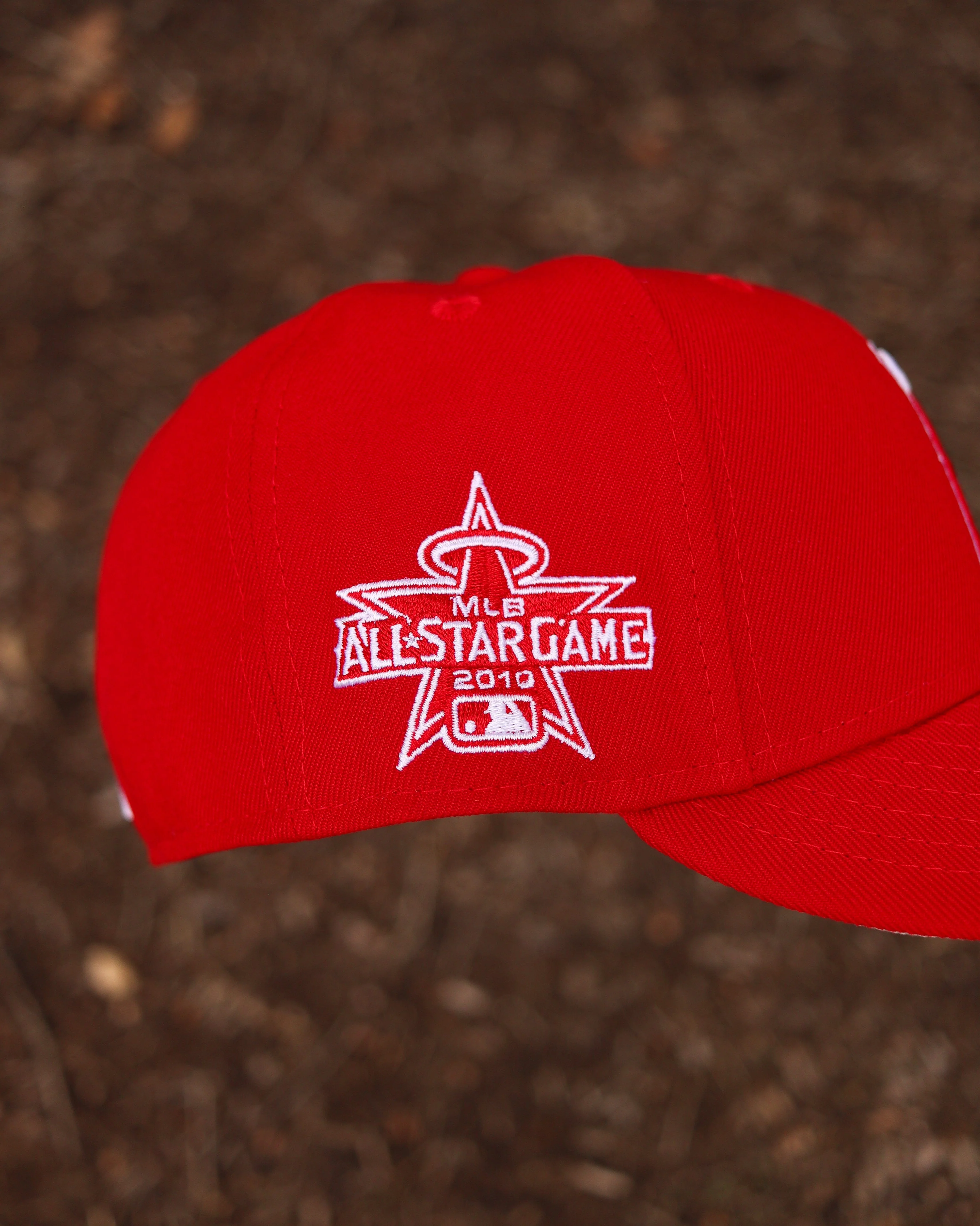 (RED) Blood Red Angels - Image 3