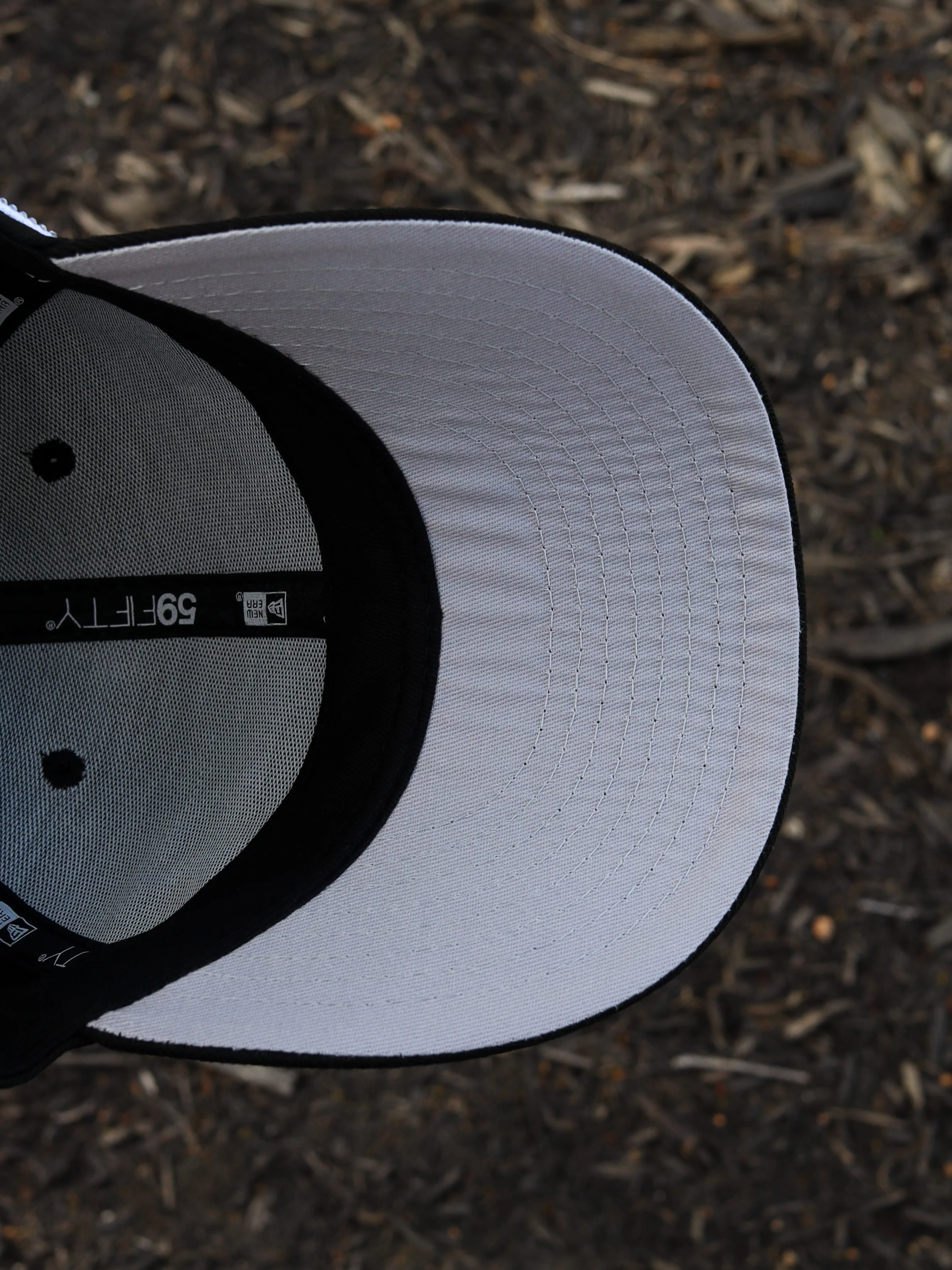 Rhinestones (Black) kanji dodgers - Image 5